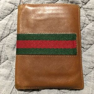 Vintage Gucci wallet